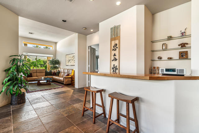 75295 St Andrews Court, Indian Wells CA: https://media.crmls.org/mediaz/c236c000-fa83-4ac9-92d6-960505e38ff4.jpg