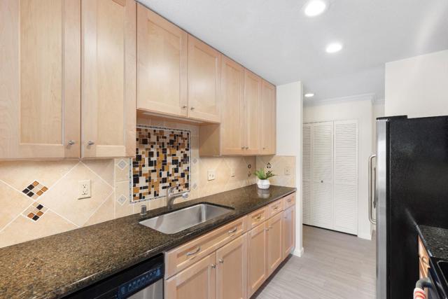 780 Sea Spray Lane, Foster City CA: https://media.crmls.org/mediaz/c23706c4-26f3-4ffb-9ebd-52f1243df160.jpg