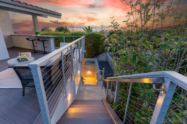 907 Ridge Heights Road, Fallbrook CA: https://media.crmls.org/mediaz/c2375832-6d0e-41c4-bc33-49e6f7d3d394.jpg
