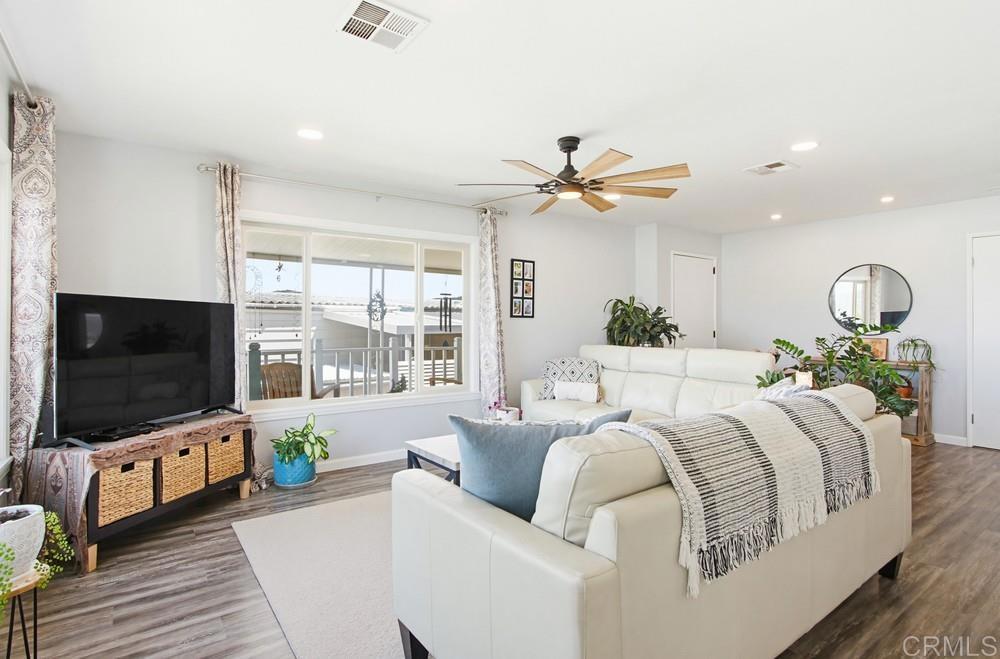 3535 Linda Vista Drive - photo 12