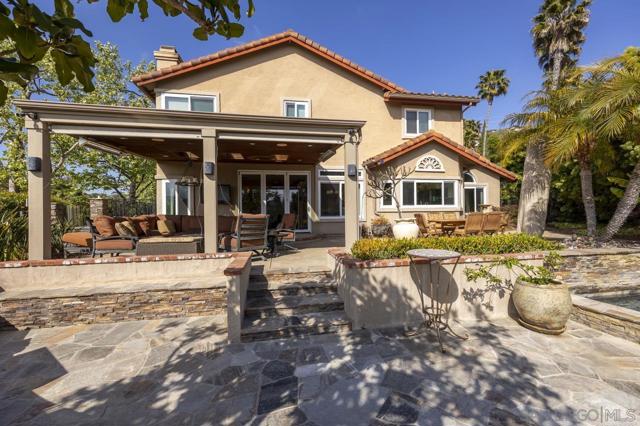 3245 Brookside Ln, Encinitas CA: https://media.crmls.org/mediaz/c2393bdc-dc9f-43fc-8b91-18c8884652ec.jpg