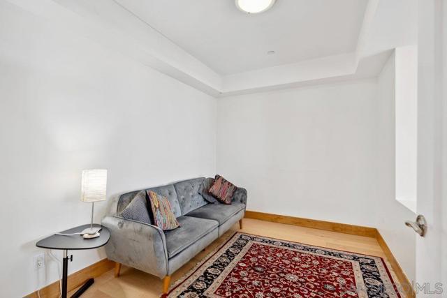 5420 La jolla Blvd., La Jolla CA: https://media.crmls.org/mediaz/c23b53ac-f52d-47e1-9355-3926cf9fdc7b.jpg