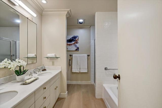 40 W 3rd Avenue, San Mateo CA: https://media.crmls.org/mediaz/c23b711f-6bd3-4eb6-94d1-4450150fae48.jpg