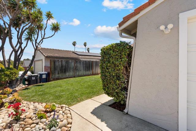 79 Meadow Terrace, Watsonville CA: https://media.crmls.org/mediaz/c23c78be-f4e1-4996-a6b7-9e6c1df9f520.jpg