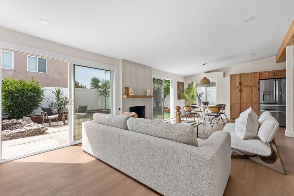 9321 Fermi Ave - photo 12