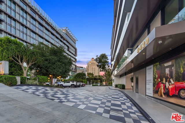 8420 W Sunset Boulevard, West Hollywood CA: https://media.crmls.org/mediaz/c23d3951-b492-4345-a200-1fff70f9885f.jpg