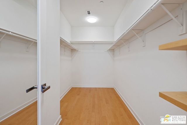 941 Oceo Circle, Palm Springs CA: https://media.crmls.org/mediaz/c23d8d34-f98a-432f-b98f-0f5aa2da0959.jpg