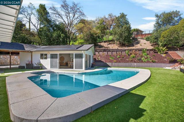 Image 43 of 51 For 1816 Meadow Ln