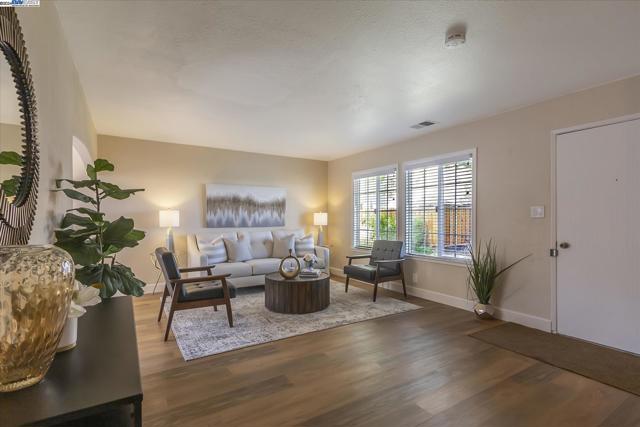 Image 6 of 39 For 5545 Don Pedro Ct