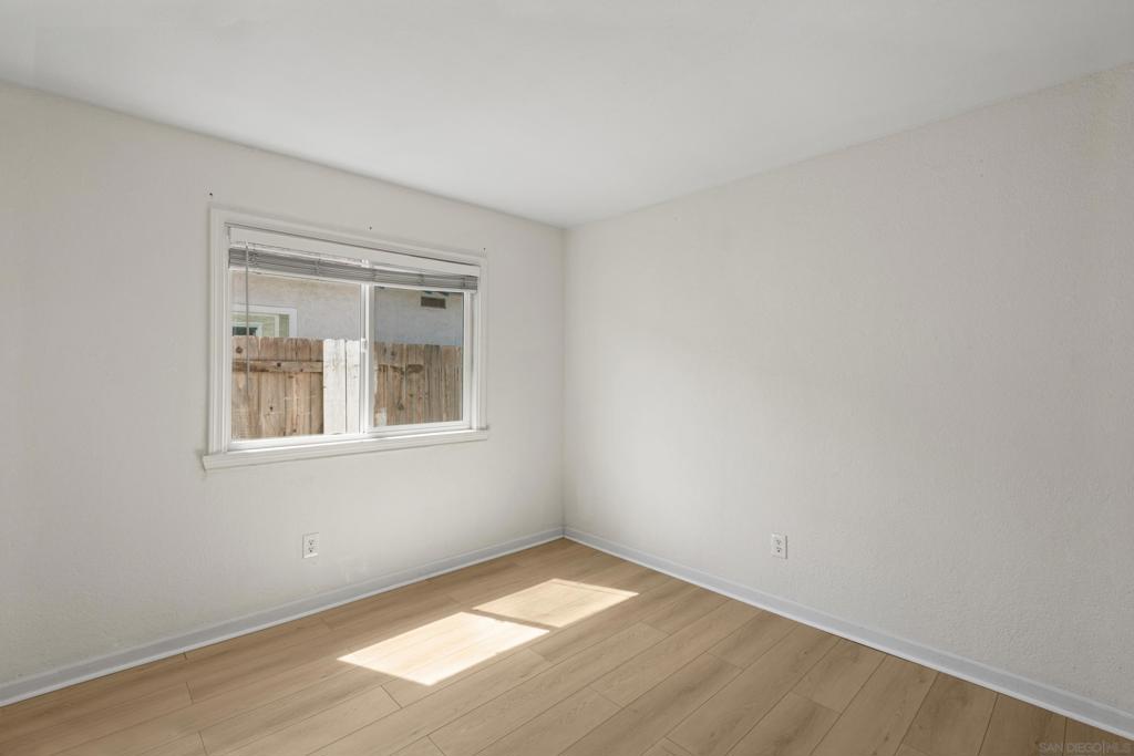 MLS #250036295SD image #10