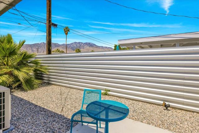 963 S Paseo Caroleta, Palm Springs CA: https://media.crmls.org/mediaz/c2413a65-4ff2-41e1-8fe3-09f1b0d2e21e.jpg