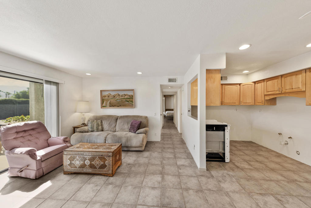 MLS #219135687PS image #5