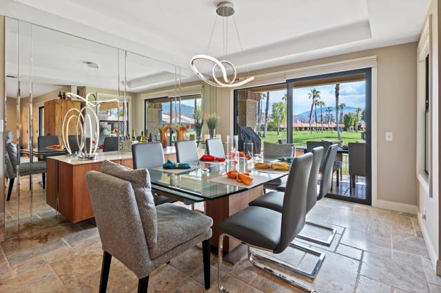 141 Camino Arroyo N, Palm Desert CA: https://media.crmls.org/mediaz/c241b9b3-38a5-4633-998d-d0fc5603d160.jpg