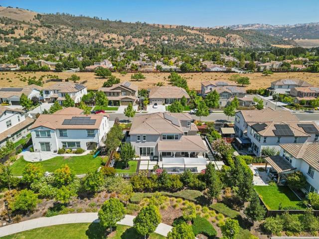 18713 White Moon Drive, Morgan Hill CA: https://media.crmls.org/mediaz/c241c52a-86fd-4dae-8b34-a3d1bc947e27.jpg