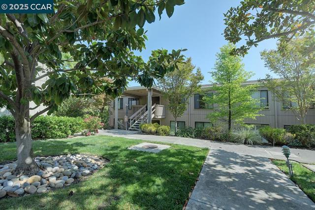 1300 Singingwood Ct., Walnut Creek CA: https://media.crmls.org/mediaz/c242470f-8fca-4e7e-a672-55cc4cc4272f.jpg