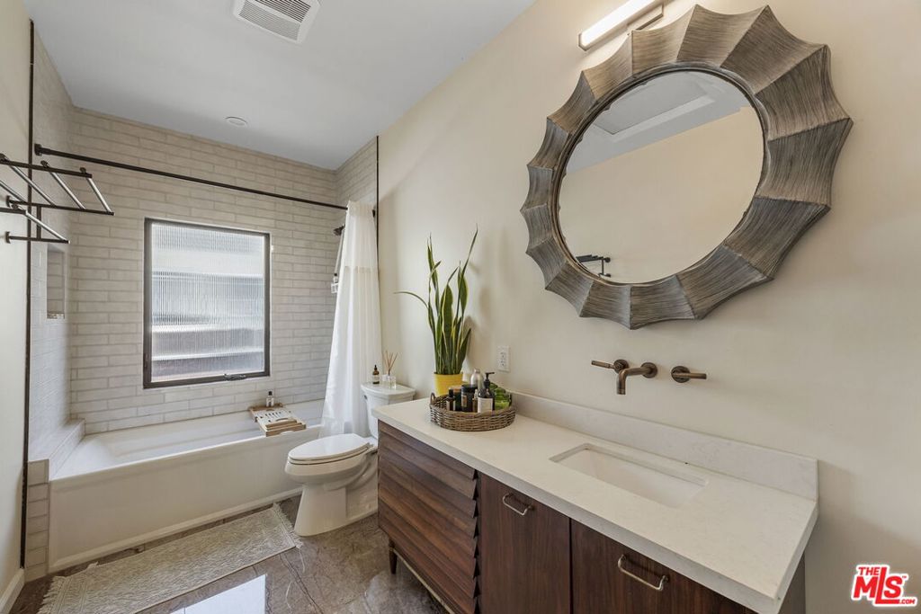 MLS #25537291 img 24