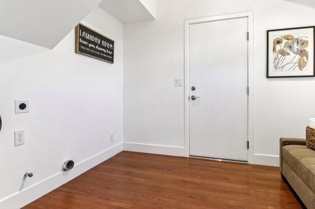 236 Willow Road, Menlo Park CA: https://media.crmls.org/mediaz/c242b4d7-afa3-4f07-a050-c028eceb1f46.jpg