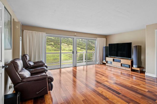 17480 Hoot Owl Way, Morgan Hill CA: https://media.crmls.org/mediaz/c2440b71-ae21-4b70-b94e-5c39edad1996.jpg