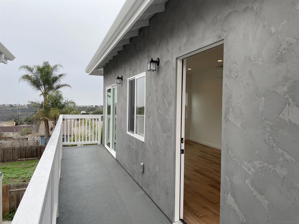 MLS #250036676SD image #17