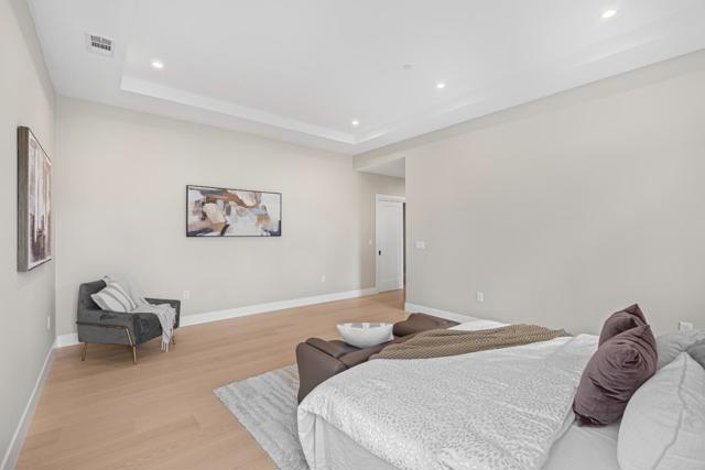 246 Farley Street, Mountain View CA: https://media.crmls.org/mediaz/c2477fdf-03bd-4172-9866-1c65099943e1.jpg