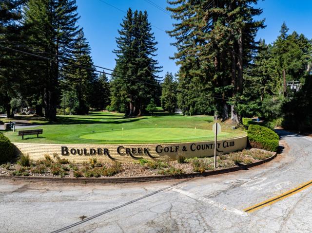 266 W Hilton Drive, Boulder Creek CA: https://media.crmls.org/mediaz/c2488d7a-438c-4913-a936-b29ac2a6203a.jpg