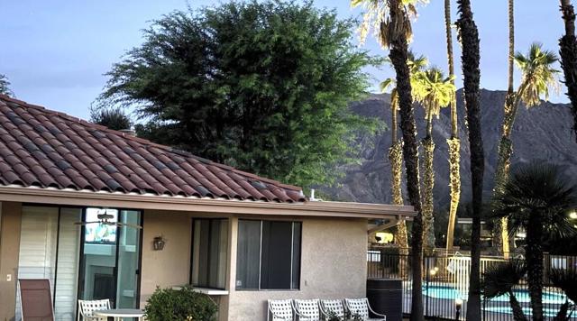 142 La Cerra Drive, Rancho Mirage CA: https://media.crmls.org/mediaz/c24916d9-4d35-4232-9e49-ecaaa960a1f1.jpg