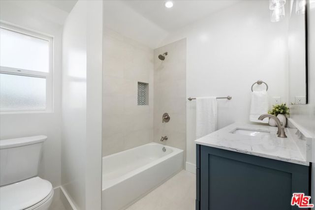 7045 Varna Avenue, North Hollywood CA: https://media.crmls.org/mediaz/c2494788-dec9-4ea4-9288-5c534bb6452c.jpg