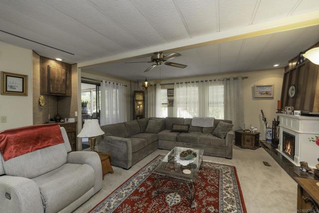 35109 Highway 79 Spc 67, Warner Springs CA: https://media.crmls.org/mediaz/c249aba8-c026-4939-a41b-8e50d20eebe4.jpg