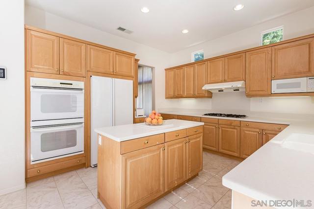 Image 11 of 37 For 5075 Sterling Grove Ln