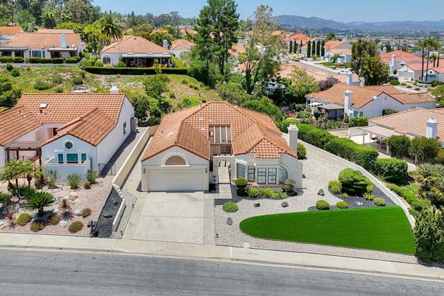 16078 AVENIDA AVEIRO, San Diego CA: https://media.crmls.org/mediaz/c24ab823-ff4a-4ca7-9237-3d2dc67661cc.jpg
