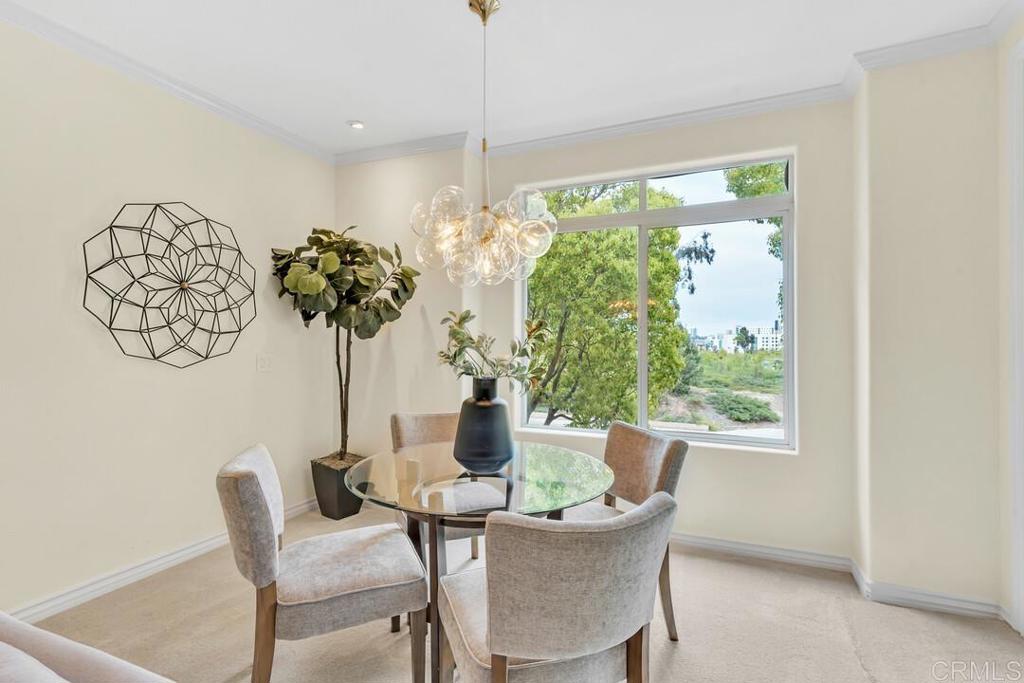 9253 Regents Road - photo 14