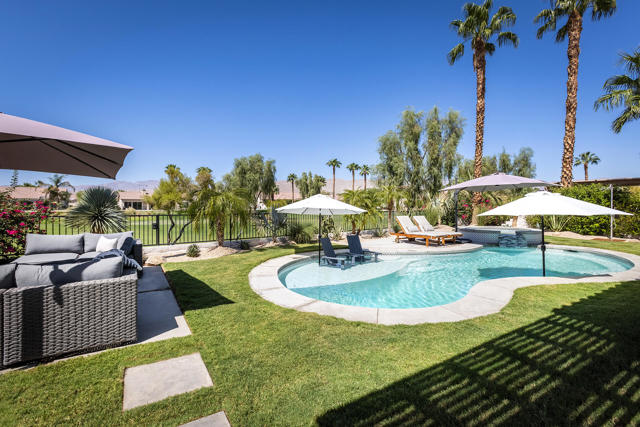 80818 Avenida San Ignacio, Indio CA: https://media.crmls.org/mediaz/c24d35b4-4569-4ce4-856c-52ddaa83c5d8.jpg