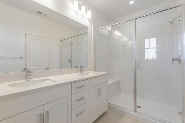 212 Oak Circle, Walnut Creek CA: https://media.crmls.org/mediaz/c24d4ebf-a98e-48da-b7d9-5a81c068db40.jpg