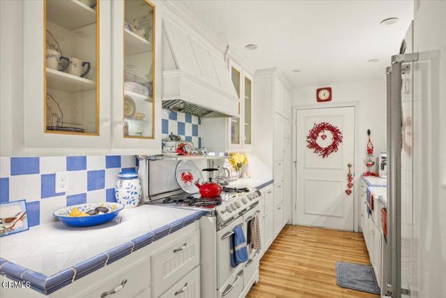 Detail Gallery Image 14 of 44 For 49 Mission Plaza Dr, Ventura,  CA 93001 - 2 Beds | 2 Baths