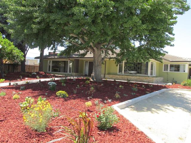 1610 Cienega Road, Hollister CA: https://media.crmls.org/mediaz/c24eebf9-1744-423b-b5f0-1b596681e9e2.jpg
