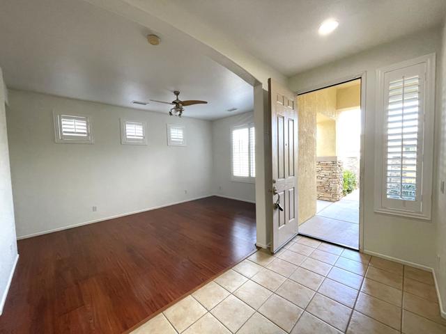 81449 Avenida Romero, Indio CA: https://media.crmls.org/mediaz/c24fd277-30d2-48fe-9a81-9eb4888ef3ed.jpg