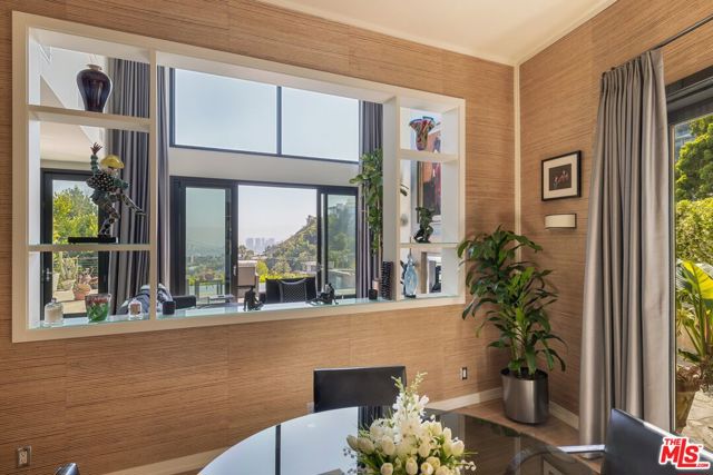 1573 Sunset Plaza Drive, Los Angeles CA: https://media.crmls.org/mediaz/c2503c3d-73ec-4a13-8bbf-f3c75f75cbf2.jpg