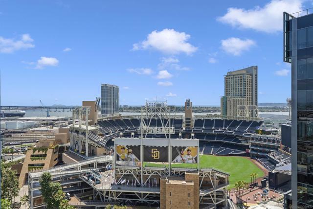 321 10th Ave, San Diego CA: https://media.crmls.org/mediaz/c250e85a-0bbb-42d8-ab4e-13e0bb41afa6.jpg