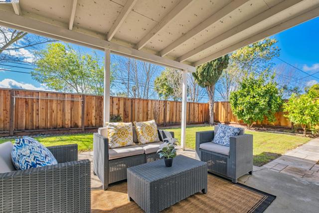42857 Everglades Park Drive, Fremont CA: https://media.crmls.org/mediaz/c25111a4-9b2e-4304-8b8a-c9e0ca1b5f99.jpg