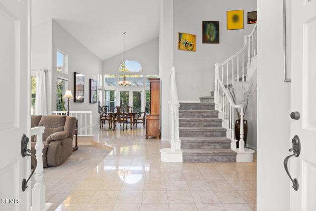 2106 Fox Den Court, Oxnard CA: https://media.crmls.org/mediaz/c2515276-28b8-405a-8c20-c3b2666e4724.jpg