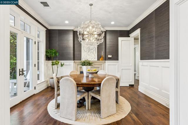 3656 Old Blackhawk Rd, Danville CA: https://media.crmls.org/mediaz/c251e3b2-5dcf-4db9-b1a3-6e4e1f242b8c.jpg