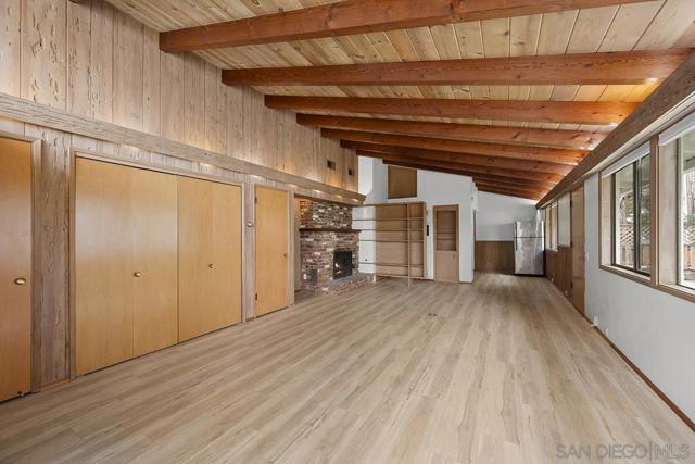 4316 Haines St, San Diego CA: https://media.crmls.org/mediaz/c251ec72-9af8-4799-874c-94b6a7fb98e0.jpg