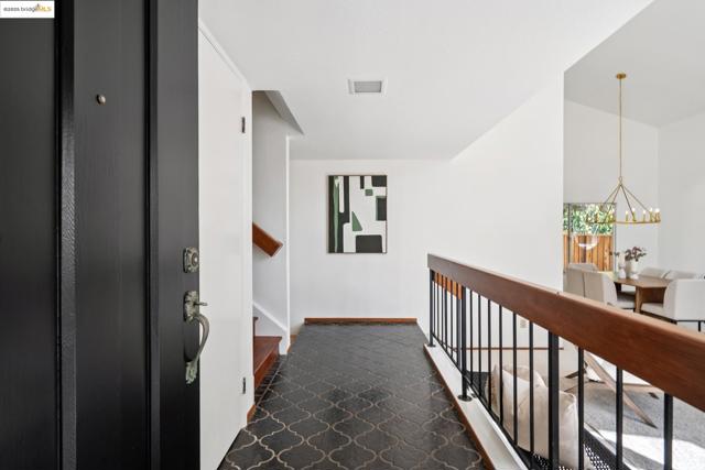 5821 Cold Water Dr, Castro Valley CA: https://media.crmls.org/mediaz/c252a2b4-8ecf-4770-9735-e78e79d532e8.jpg
