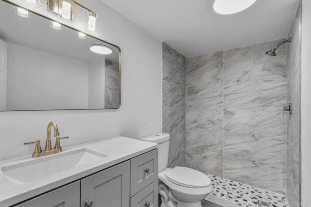 2950 Iris Ave, San Diego CA: https://media.crmls.org/mediaz/c2531837-4f82-4036-a40a-7a624d6f45a5.jpg
