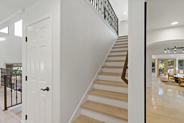 303 Lakeview Way, Redwood City CA: https://media.crmls.org/mediaz/c254c0d2-4355-4fe5-826a-97dd8e4996d7.jpg