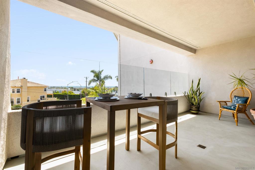 1128 Las Flores - photo 7