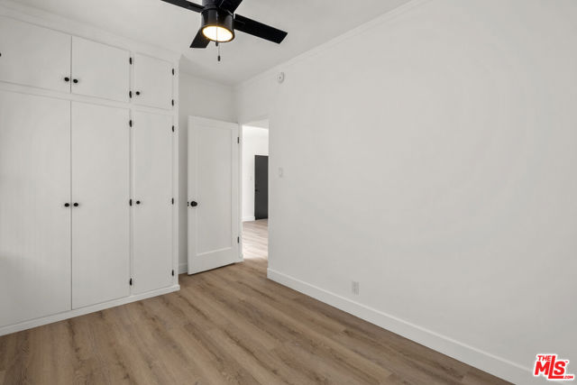 4723 Beverly Boulevard, Los Angeles CA: https://media.crmls.org/mediaz/c2562a42-dbc7-492b-a136-61f9dafd81b4.jpg