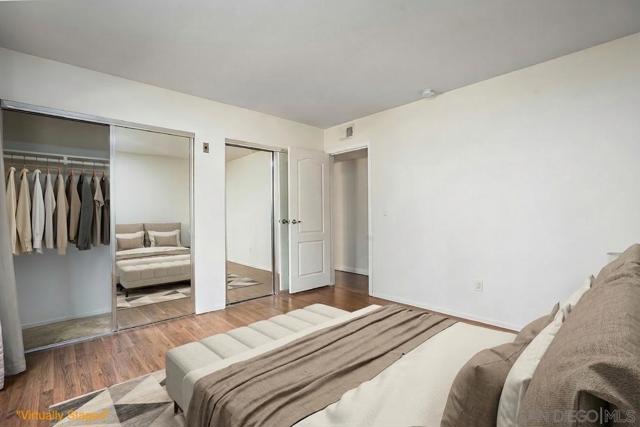 12015 Alta Carmel Ct, San Diego CA: https://media.crmls.org/mediaz/c25659e3-9ca7-49c9-bb4c-3c2a20d59fdd.jpg