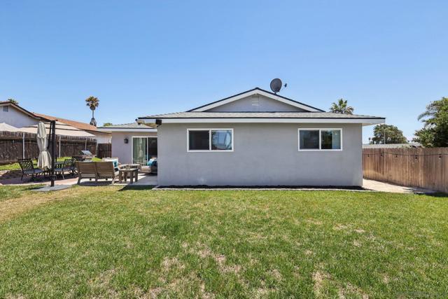 619 Parker St, Oceanside CA: https://media.crmls.org/mediaz/c2573d65-6150-4ca7-b169-ce5c572b2964.jpg