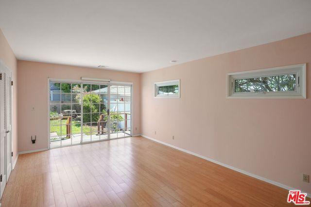 2534 Wellesley Avenue, Los Angeles CA: https://media.crmls.org/mediaz/c2583632-719e-4e92-8dfa-929dd45be432.jpg